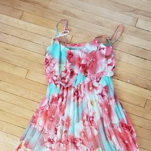 Bisou Bisou Maxi Dress Sz 12 Pleated Empire Waist